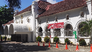 Wanita di Makassar Disidang Buntut Teriaki Tetangga Muslim Kafir-Bau Tanah