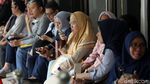 Ortu Murid Ramai-ramai Datangi Sekolah Daftar PPDB Jalur Zonasi