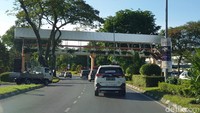 Dalam pantauan detikcom selama dua hari menjelajah jalanan Kuching pada event Terios 7 Wonders, perilaku pengendara di kota ini terlihat cukup tertib. Foto: Luthfi Anshori