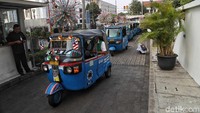 GrabBajay bisa menjadi pilihan transportasi umum bagi masyarakat Jakarta maupun turis karena layanan ini disebut punya banyak keunggulan. 