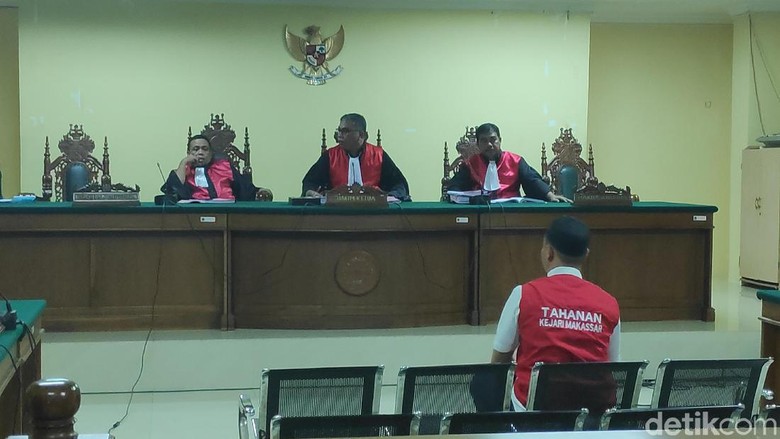 Didakwa Membunuh, Taruna ATKP Makassar Pukul Ulu Hati Juniornya 2 Kali Didakwa Membunuh, Taruna ATKP Makassar Pukul Ulu Hati Juniornya 2 Kali