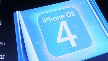 Keberadaan iOS 4, yang diperkenalkan pada bulan April 2010, membuat pengoperasian iPhone 4 jadi kian istimewa. (Foto: Justin Sullivan/Getty Images)