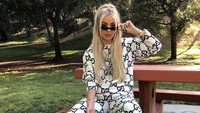 Hal itu disebabkan vlogger serta selebgram berusia 21 tahun itu kerap muncul dengan sensasi. Dok. Instagram/tanamongeau