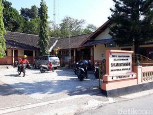 Video SD yang Jadi Sorotan karena Wajibkan Siswa Berbaju Muslim