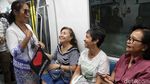 Serunya! Kampanye Ayo Berkebaya di MRT