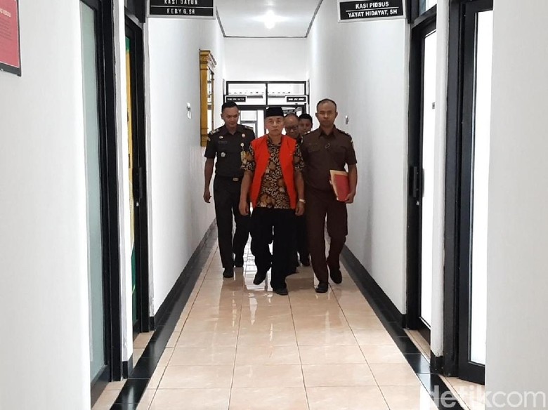 Kejari Dalami Peran Anggota DPRD Tasikmalaya di Korupsi TPT Desa Kejari Dalami Peran Anggota DPRD Tasikmalaya di Korupsi TPT Desa