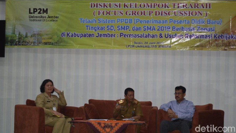 Pengamat Pendidikan: Zonasi Jadi Tantangan untuk Sekolah Favorit Pengamat Pendidikan: Zonasi Jadi Tantangan untuk Sekolah Favorit