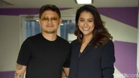 Selamat ya Syamsir dan Bunga, semoga langgeng terus! Pool/Noel/detikFoto.