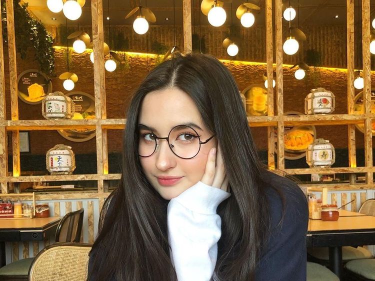 Keluarkan Single I Love You 3000, Begini Pesona Anak Titi DJ Saat Kulineran