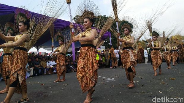 Meriahnya Galuh Ethnic Carnaval di Hari Jadi Ciamis