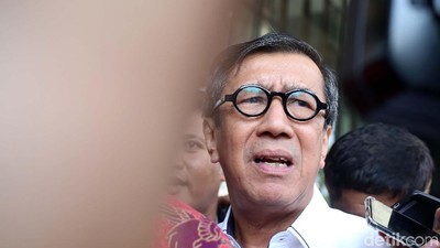 Ekpresi Menteri Yasonna Usai 4 Jam Diperiksa KPK