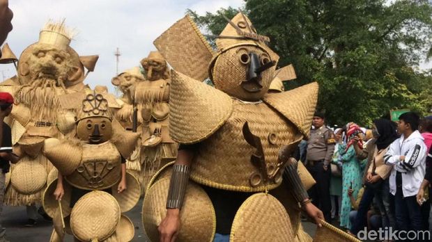 Meriahnya Galuh Ethnic Carnaval di Hari Jadi Ciamis
