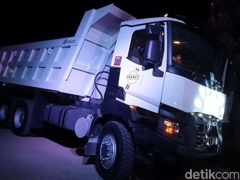 Truk Renault K range. Foto: Luthfi Anshori/detikOto Truk Renault K range. Foto: Luthfi Anshori/detikOto