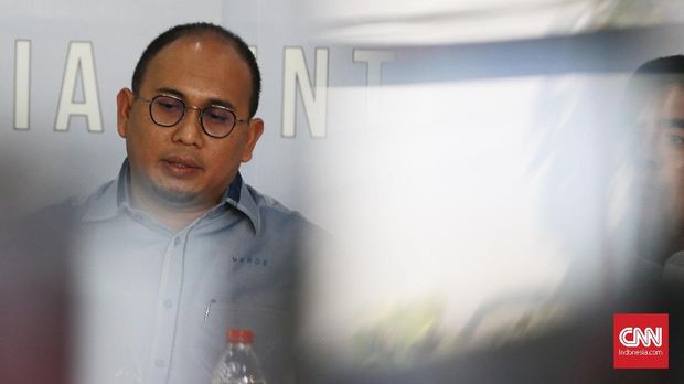 Politikus Partai Gerindra Andre Rosiade mengaku siap diperiksa MKD terkait dugaan penjebakan pekerja seks.