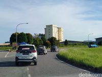 Rombongan Terios dari Indonesia Jelajah Negara Tetangga