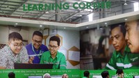 Di salah satu sudut pabrik pintar tersebut juga tersedia Learning Corner yang dapat digunakan oleh para karyawannya.