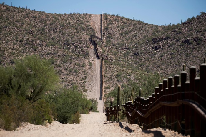 FILE PHOTO: The U.S.-Mexico border is seen near Lukeville, Pima County, Arizona, U.S., September 11, 2018. REUTERS/Lucy Nicholson/File Photo