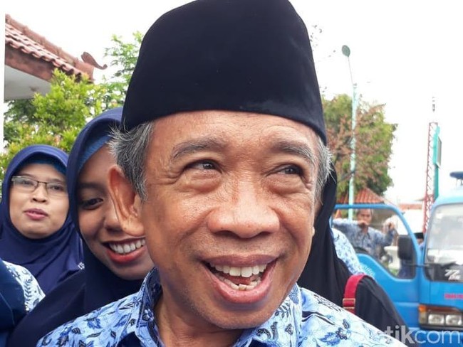 Berita Populer: Mobil Yusril Ihza Mahendra hingga Pelawak Qomar