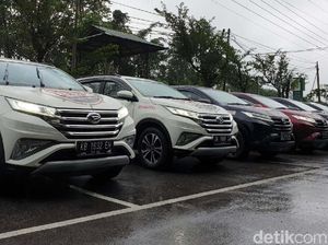 Toyota Rush Ditarik, Daihatsu Terios Aman