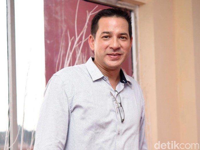 Ari Wibowo saat ditemui di lokasi syuting sinetron Fitri di kawasan Ceger.