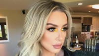 Namun acara tersebut tak jelas hingga menelantarkan 20 ribu pengunjungnya dan beberapa menyebut mereka diperlakukan seperti hewan. Dok. Instagram/tanamongeau