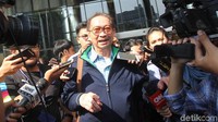 Taufiq Effendi mengatakan dirinya ditanya soal rapat di DPR.