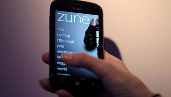 Berbagai aplikasi khas dikembangkan Microsoft untuk Windows Phone. Seperti Zune untuk memutar musik. (Foto: GettyImages)