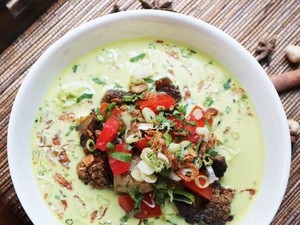 Ada BBQ dan Soto Kuning Sedap di Dekat Stasiun MRT Lebak Bulus