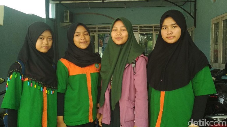 Ada 80 Korban Sistem Zonasi di Blitar yang Belum Dapat Sekolah Ada 80 Korban Sistem Zonasi di Blitar yang Belum Dapat Sekolah