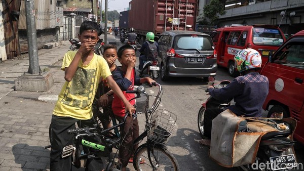 Potret Muram Ibu Kota, Warga Digempur dengan Polusi Udara