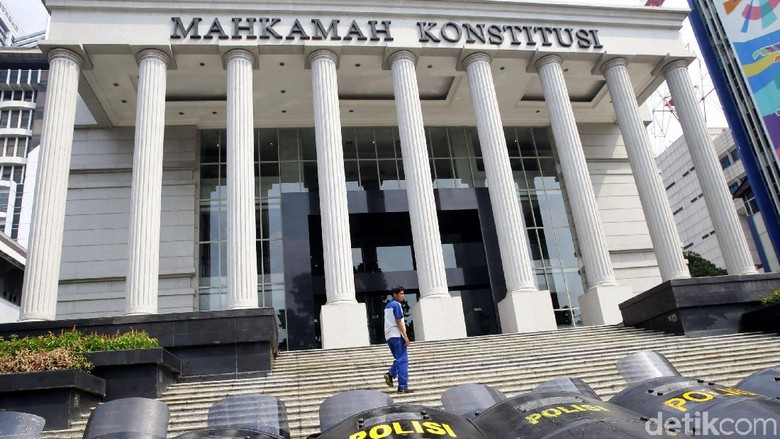 47 Ribu Personel Gabungan Amankan Sidang Putusan MK Besok 47 Ribu Personel Gabungan Amankan Sidang Putusan MK Besok