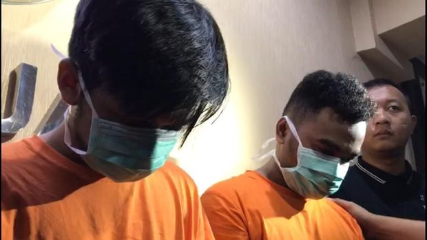 Kakak-beradik pemasok narkoba kepada Jerry Aurum.