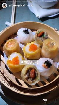 Momen Kuliner Istri Ustad Felix Siauw hingga Mewahnya Makanan Syahrini dan Reino
