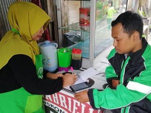 Kisah Helmah dengan GrabFood, Omzet Melesat & Bagi Makanan Gratis