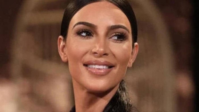 kim kardashian kimono