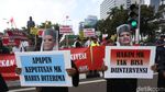 Aksi Dukung MK dan Ajak Masyarakat Hormati Putusan