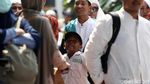 Peserta Aksi Anak-anak juga Ikut Demo Kawal Sidang MK