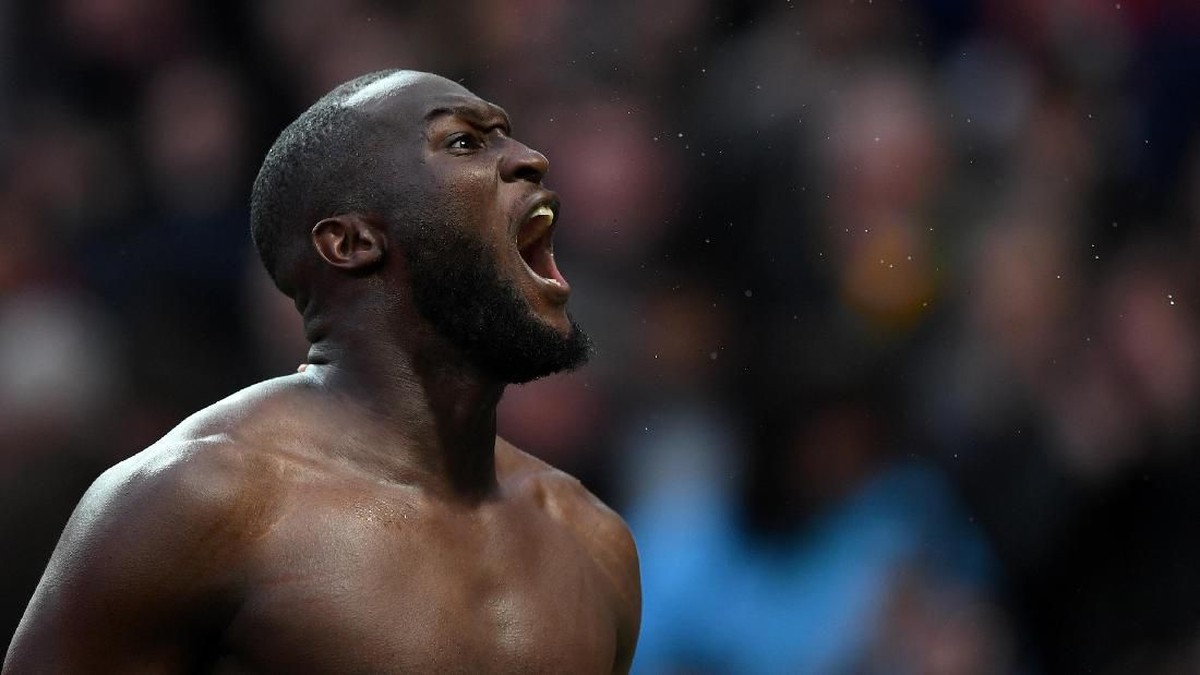 Man United memutuskan menjual Romelu Lukaku setelah berselisih dengan asisten manajer Mike Phelan dalam tur pramusim di China.Foto: Shaun Botterill / Getty Images