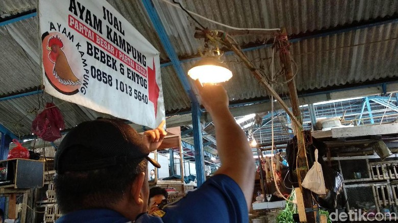 Cek Pasar Sederhana, Diskar Bandung Soroti Soal Instalasi Listrik Cek Pasar Sederhana, Diskar Bandung Soroti Soal Instalasi Listrik