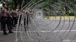 Kawat Berduri Hingga TNI-Polri Siap Amankan Gedung MK