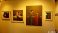Saat DetikHOT berkunjung ke Arts Project Australia, Senin (24/6/2019) tengah berlangsung pameran bertemakan FEM-aFFINITY. Ada 14 seniman perempuan disabilitas yang terlibat dalam pameran ini. Foto: Eny/detikcom