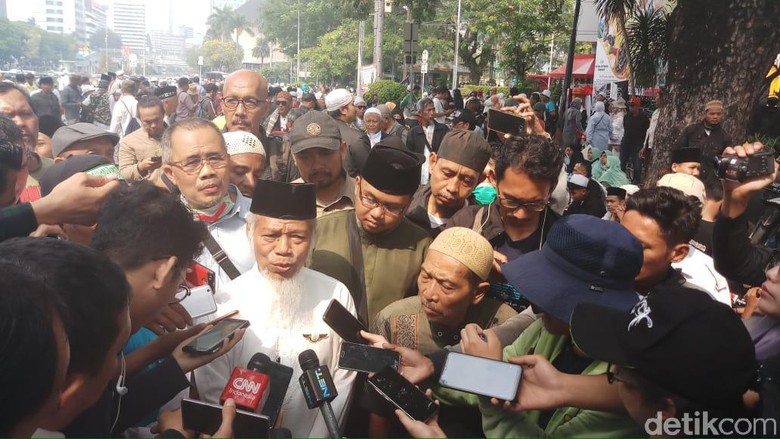 Abdullah Hehamahua: Aksi di MK Tak Ada Urusan dengan Prabowo, Ini soal NKRI Abdullah Hehamahua: Aksi di MK Tak Ada Urusan dengan Prabowo, Ini soal NKRI