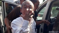 Nurul Qomar merupakan tersangka kasus pemalsuan ijazah S2 dan S3. Eks anggota DPR RI tersebut disangka memalsukan ijazah dari sebuah universitas di Jakarta sebagai syarat mencalonkan Rektor Umus (Universitas Muhadi Setiabudhi) Brebes.
