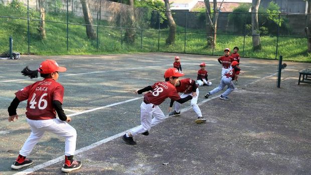 Para Pebisbol Cilik Indonesia Ini Ikut Turnamen di Amerika