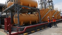 Guna memenuhi prediksi pertumbuhan kebutuhan listrik Bali, PLN telah merencanakan pembangunan jaringan transmisi 500 kV Jawa Bali Connection.