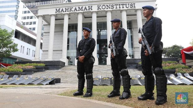 MK Tolak Seluruh Gugatan Prabowo-Sandi, dan Ini Tanggapan Pra