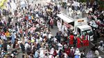 Begini Suasana Aksi Massa Kawal MK di Patung Kuda
