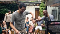 Ungkapan yang paling sering diberikan adalah akan tiba dalam beberapa saat. Padahal, mereka baru akan mandi atau masih bersiap-siap. Ini adalah hal yang biasa dan ditoleransi oleh masyarakat Brasil. (iStock)