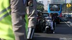 Jelang Sidang MK, Kendaraan Menumpuk di Jl Medan Merdeka Timur