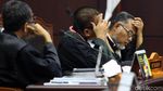 Begini Ekspresi Tim Hukum 02 Saat Dengarkan Putusan Hakim MK